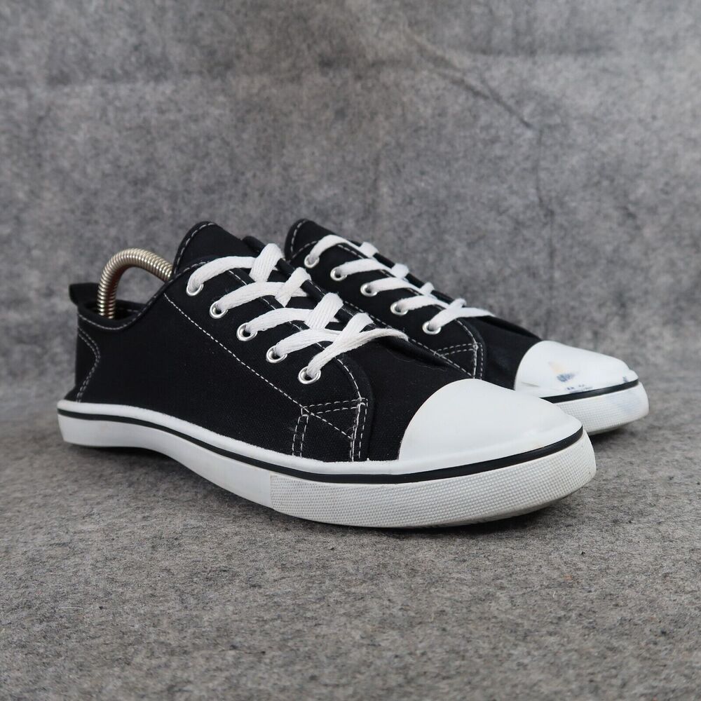 Ardene Shoes Womens 9 Sneakers Classic Casual Low Lace Up Black White Comfort